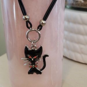 Vintage early 00's black cat necklace